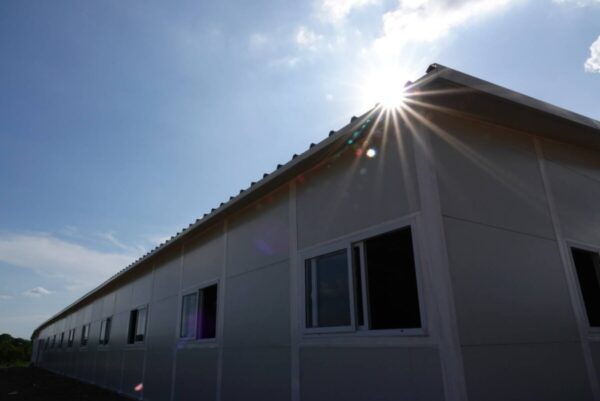 ออฟฟิศสำเร็จรูป ผนังกันความร้อน Sandwich Panel  HW-C 12x96x3 ม. - Image 11